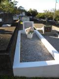 image of grave number 379500
